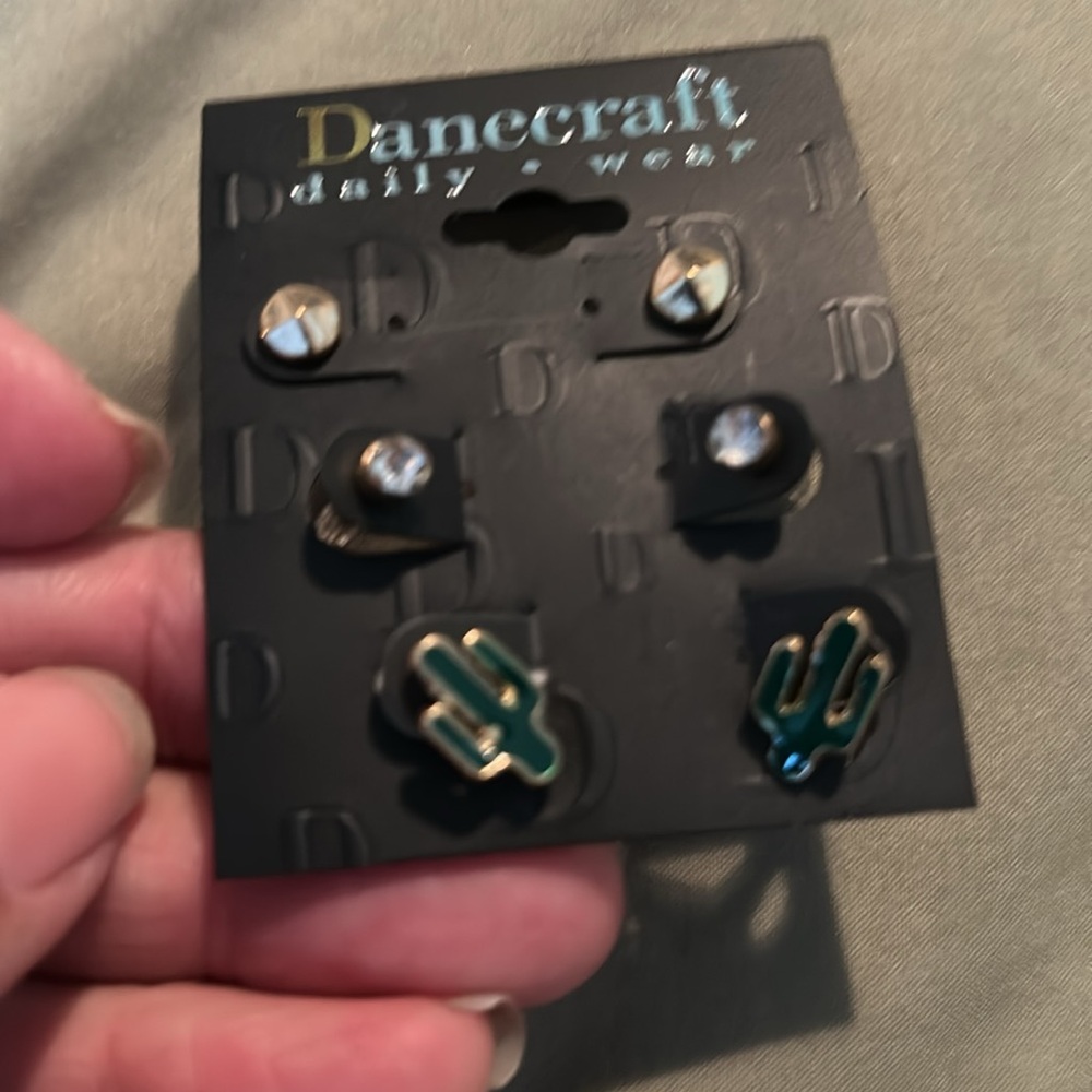 Dancecraft
✂️ - Picture 2 of 3